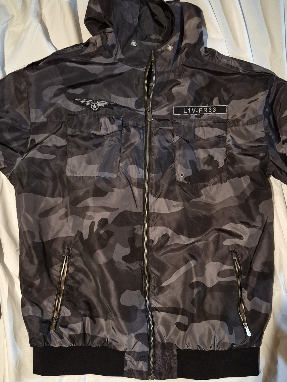 Men's Lightweight Hooded Camouflage Jacket - Black/Grey